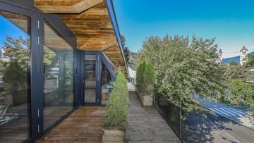 Thumbnail von Luxurious city penthouse with panoramic view