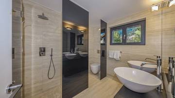 Thumbnail von Luxurious city penthouse with panoramic view