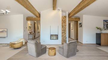 Thumbnail von Luxurious city penthouse with panoramic view