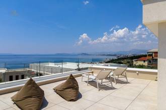 Thumbnail von Modern villa with heated pool, sea view, and rooftop terrace