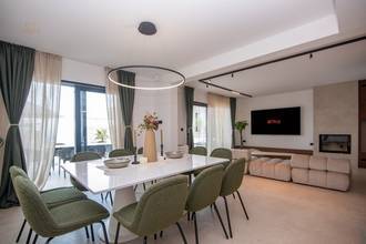 Thumbnail von Modern villa with heated pool, sea view, and rooftop terrace