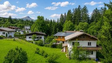 Thumbnail von Building plot with existing structures in a sunny, peaceful location