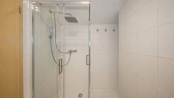 Thumbnail von Spacious single-family house in idyllic location