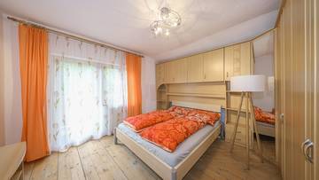 Thumbnail von Spacious single-family house in idyllic location
