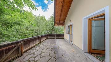 Thumbnail von Spacious single-family house in idyllic location