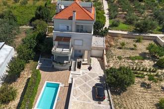 Thumbnail von House with swimming pool and sea view near the beach