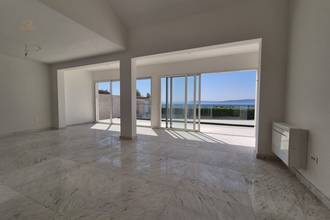 Thumbnail von Semi-detached house with pool in the first row to the sea