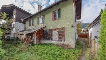 Thumbnail von Miner's house in a central quiet location with a development study