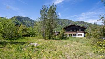 Thumbnail von Single-family house in a sunny, peaceful location