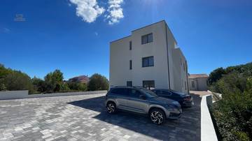 Thumbnail von New build apartment on two floors with roof terrace and sea view
