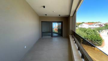Thumbnail von Newly built apartment with sea view, terrace, and elevator, 50 meters to the beach