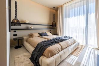 Thumbnail von Single-story designer villa with heated pool and sea view