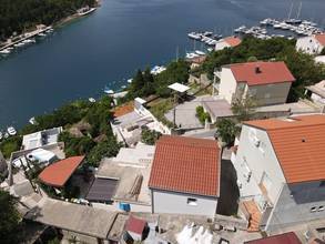 Thumbnail von Renovated house near the sea