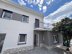 Thumbnail von Renovated house near the sea