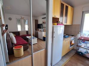 Thumbnail von Furnished apartment with sea view and balcony on the top floor