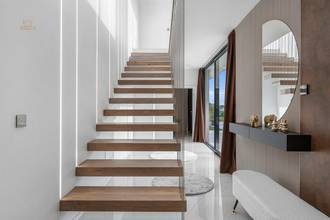 Thumbnail von Modern villa with pool and sea view