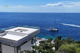 Thumbnail von Modern luxury villa in first line with swimming pool and sea view