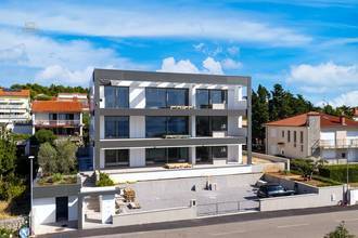 Thumbnail von Exclusive new build apartment with sea view, garden, and pool