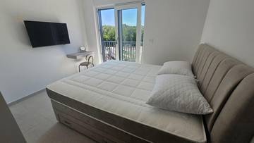 Thumbnail von New semi-detached house with swimming pool and sea view near the sea