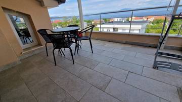Thumbnail von Newly built attic apartment with sea view