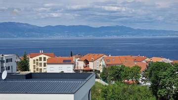 Thumbnail von Newly built attic apartment with sea view
