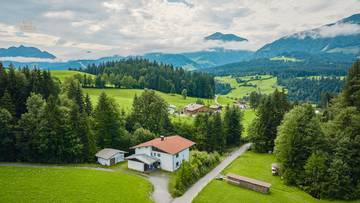 Thumbnail von Alpine retreat with a recreational residence and impressive Kaiser view