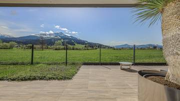 Thumbnail von Garden apartment with a breathtaking view in prime location