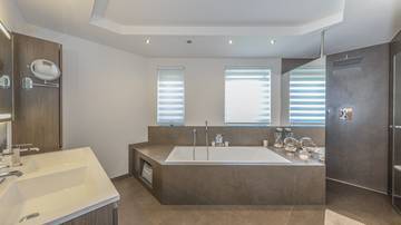 Thumbnail von Garden apartment with a breathtaking view in prime location