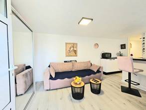 Thumbnail von Furnished ground-floor apartment with a large terrace just 80 meters from the beach