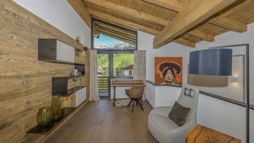Thumbnail von Exclusive chalet with pool directly at the golf course