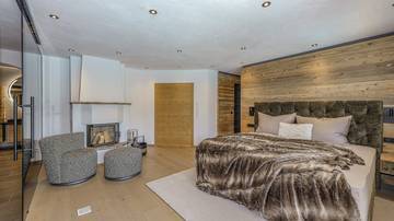 Thumbnail von Exclusive chalet with pool directly at the golf course