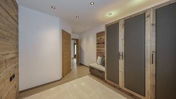 Thumbnail von Exclusive chalet with pool directly at the golf course