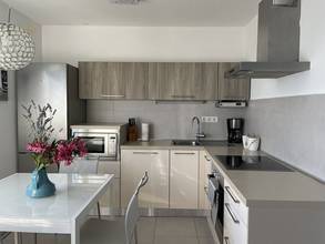 Thumbnail von Apartment with sea view, swimming pool (usage), and terrace near the sea