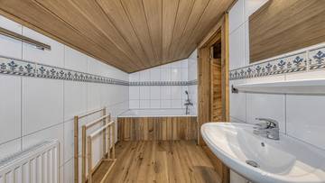 Thumbnail von Luxurious attic maisonette in sunny quiet location