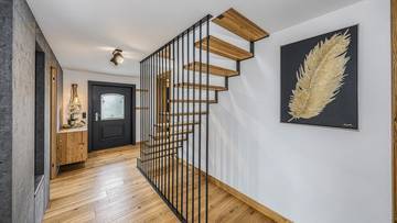 Thumbnail von Luxurious attic maisonette in sunny quiet location