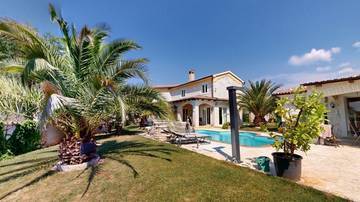 Thumbnail von Detached house with a swimming pool, sea view, and a separate konoba in the Mediterranean garden.