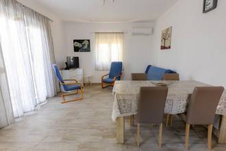 Thumbnail von House with two residential units, garden, and sea view just a few meters from the sea