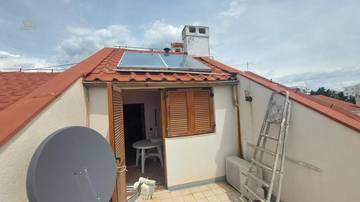 Thumbnail von Large house with sea view, garden, and garage on four floors