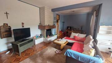 Thumbnail von Large house with sea view, garden, and garage on four floors
