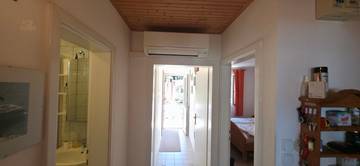 Thumbnail von Apartment with panoramic sea view, terrace, and balcony in a quiet cul-de-sac