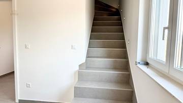 Thumbnail von Modern maisonette apartment with roof terrace and panoramic sea view