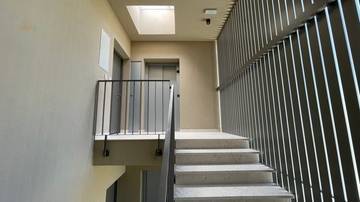 Thumbnail von Newly built penthouse with panoramic views of the sea and city, elevator, and two parking spaces.