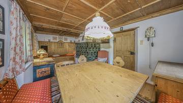 Thumbnail von Historic farmhouse in green peaceful location