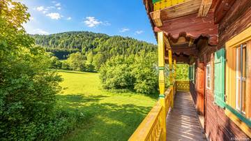Thumbnail von Historic farmhouse in green peaceful location