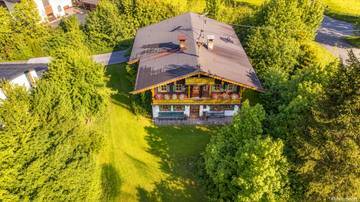 Thumbnail von Historic farmhouse in green peaceful location