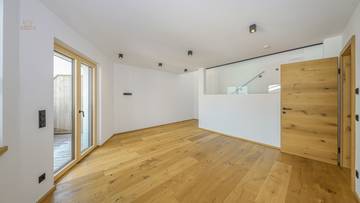 Thumbnail von High-quality penthouse in a quiet central location