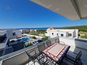 Thumbnail von Modern apartment with sea view and heated communal pool