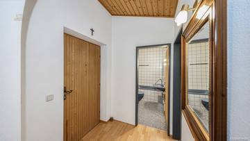 Thumbnail von Attic apartment with a beautiful mountain view