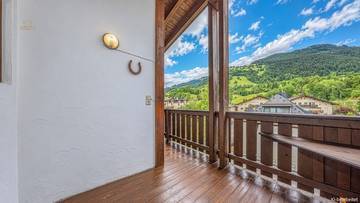 Thumbnail von Attic apartment with a beautiful mountain view