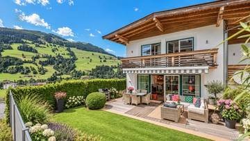 Thumbnail von Exclusive corner house in sunny peaceful location